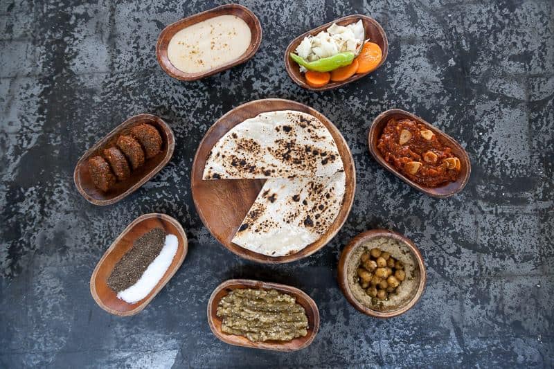 Comparison El Nido vs Coron - Which is the Better? 27 Happiness Beach Bar Food