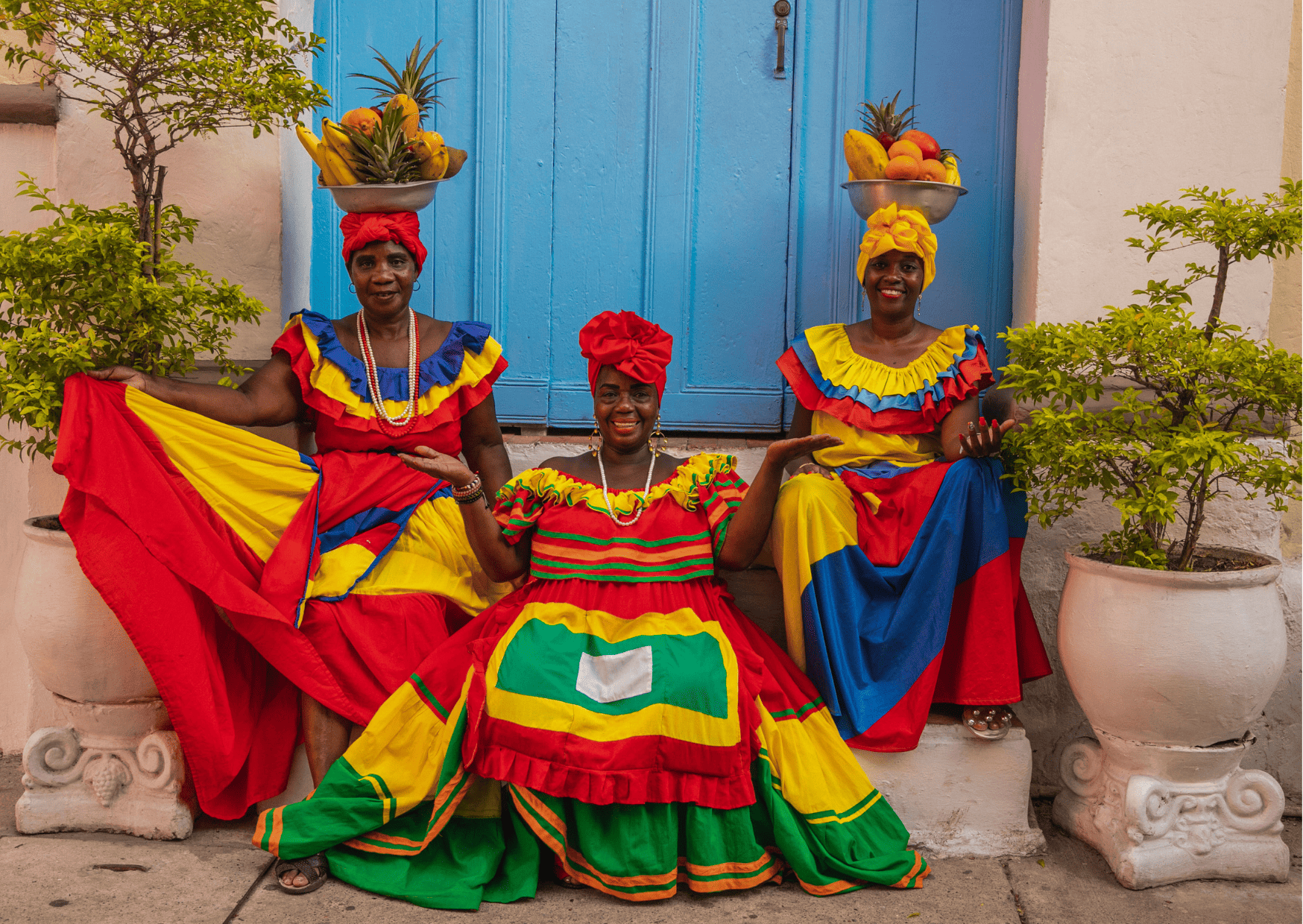 Palenqueras in Cartagena Colombia - Santa Marta vs Cartagena