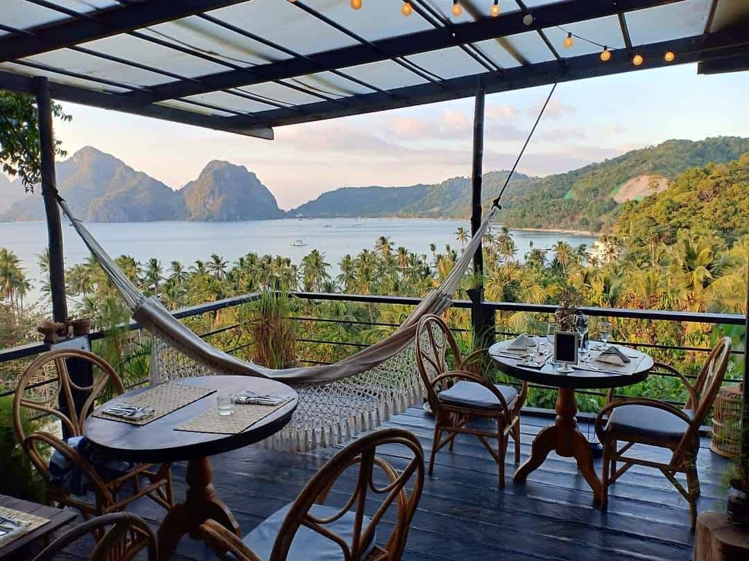 Comparison El Nido vs Coron - Which is the Better? 25 The Nesting Table El Nido Restaurants