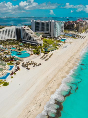 Cozumel vs Cancun - Which is the Better Trip in Riviera Maya?