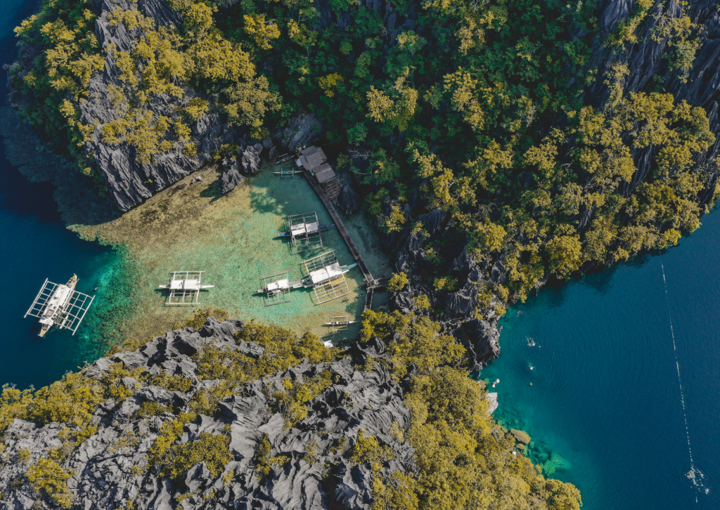 Comparison El Nido vs Coron - Which is the Better? 18 Twin Lagoon Coron Philippines Gamintraveler 6