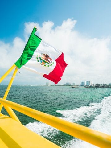 How To Get From Tulum To Chetumal By Bus - All Possible Ways, cheapest way from Tulum to Chetumal, Tulum To Chetumal, ado bus from Tulum To Chetumal, AU Autobuses unidos bus from Tulum To Chetumal, OCC bus from Tulum to Chetumal, shared van from Tulum To Chetumal, Colectivo from Tulum To Chetumal, Uber from Tulum To Chetumal, taxi from Tulum To Chetumal