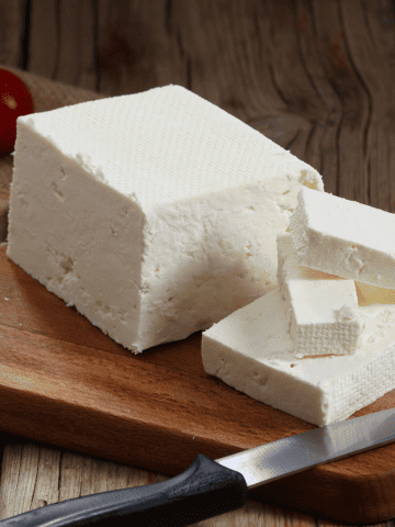 Breakfast-in-Romania-Telemea-Cheese-Romanian-Breakfast