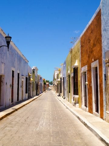 How To Get From Playa del Carmen to Campeche By Bus - All Possible Ways, cheapest way from Playa del Carmen to Campeche, Playa del Carmen to Campeche, OCC bus from Playa del Carmen to Campeche, ado bus from Playa del Carmen to Campeche, shared van from Playa del Carmen to Campeche, Colectivo from Playa del Carmen to Campeche, Uber from Playa del Carmen to Campeche, taxi from Playa del Carmen to Campeche, Playa del Carmen to Campeche by plane