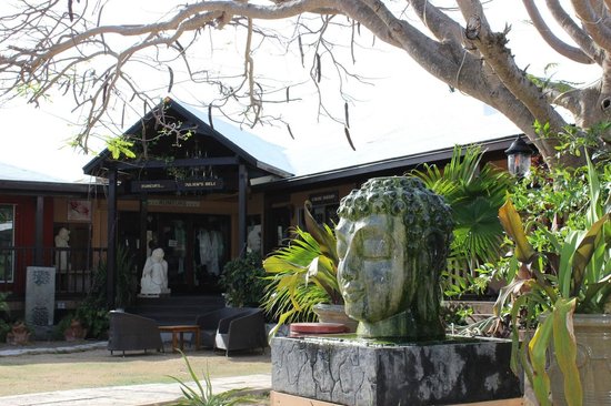 Caicos Cafe Plaza - Turks and Caicos Breakfast,  Traditional Breakfast in Turks and Caicos and Where to Eat in Gracebay