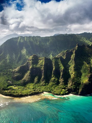 Honolulu vs Kauai - Which is the Better Vacation?