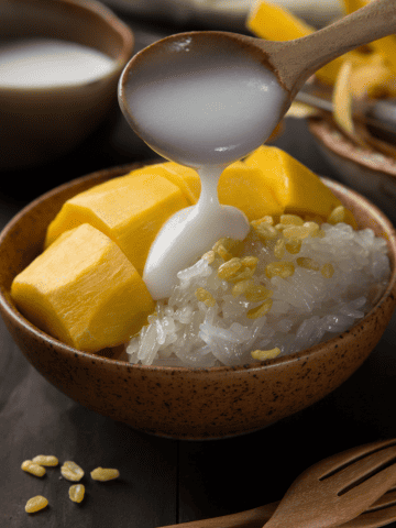 Typical Thai Breakfast - 20 Traditional Breakfast in Thailand and Thai Breakfast Food to Not Miss