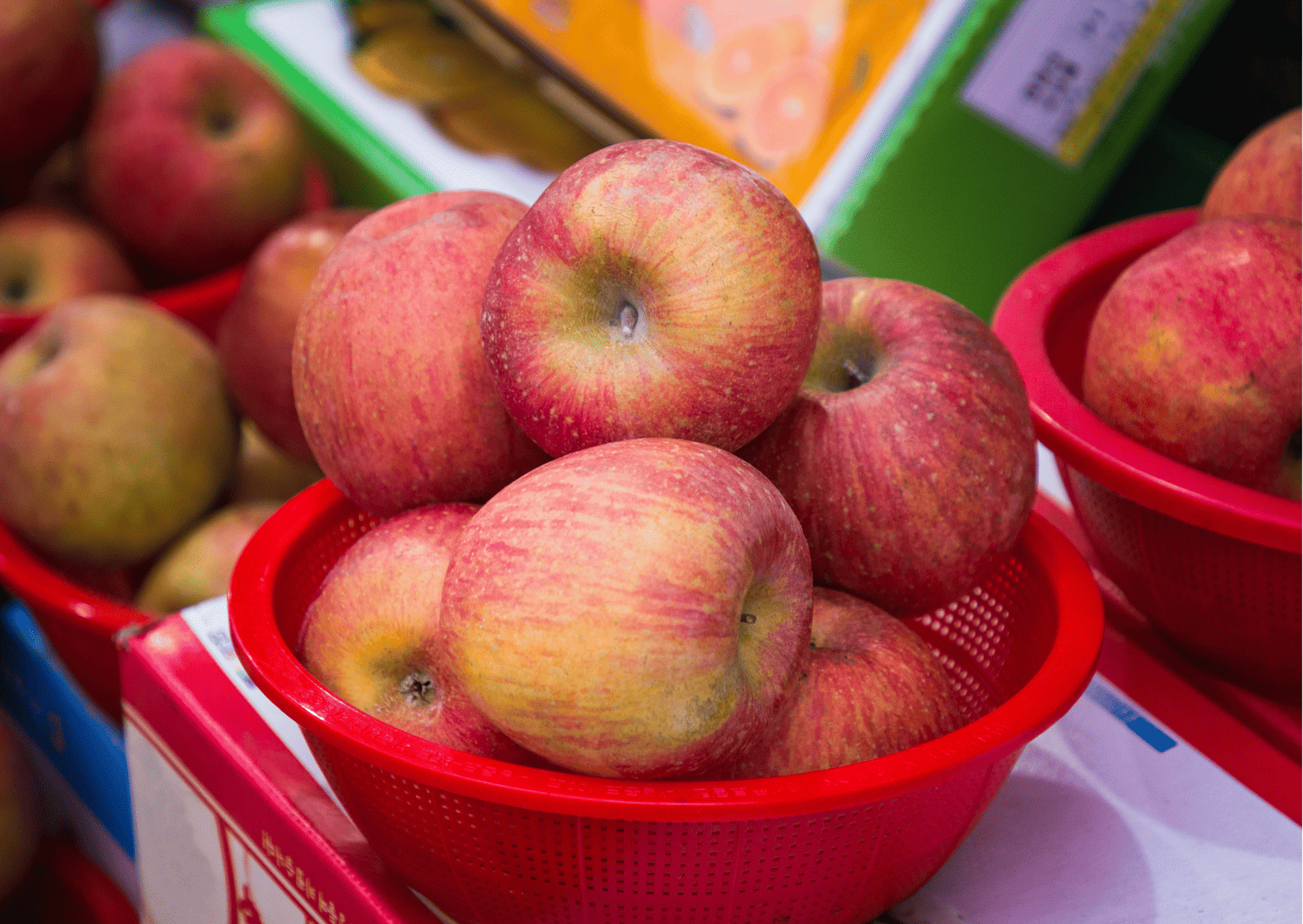 Korean Fruits - A Guide to Seasonal Fruits in Korea, Traditional and Imported Fruits 13 Korean Fruits - A Guide to Seasonal Fruits in Korea, Traditional Korean Fruits and Imported Fruits