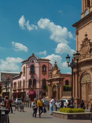 How To Get From Guadalajara to Leon By Bus - All Possible Ways, cheapest way from Guadalajara to Leon, Guadalajara to Leon, primera plus bus from Guadalajara to Leon, FUTURA bus from Guadalajara to Leon, ado bus from Guadalajara to Leon, shared van from Guadalajara to Leon, Colectivo from Guadalajara to Leon, Uber from Guadalajara to Leon, taxi from Guadalajara to Leon, Guadalajara to Leon by plane