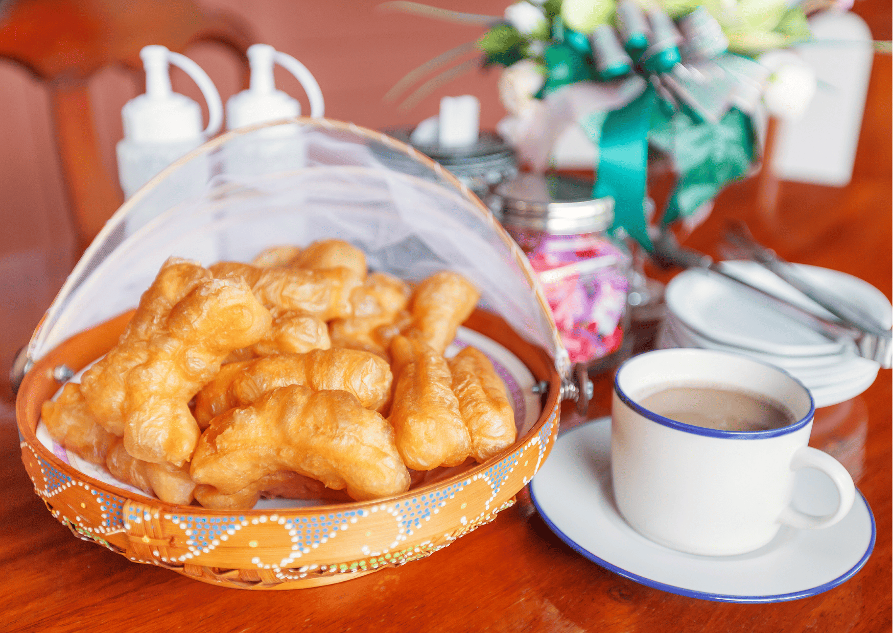 Patongo, typical thai breakfast, Breakfast in Thailand, Thai breakfast food, traditional Thai breakfast food, Thai breakfast foods, 