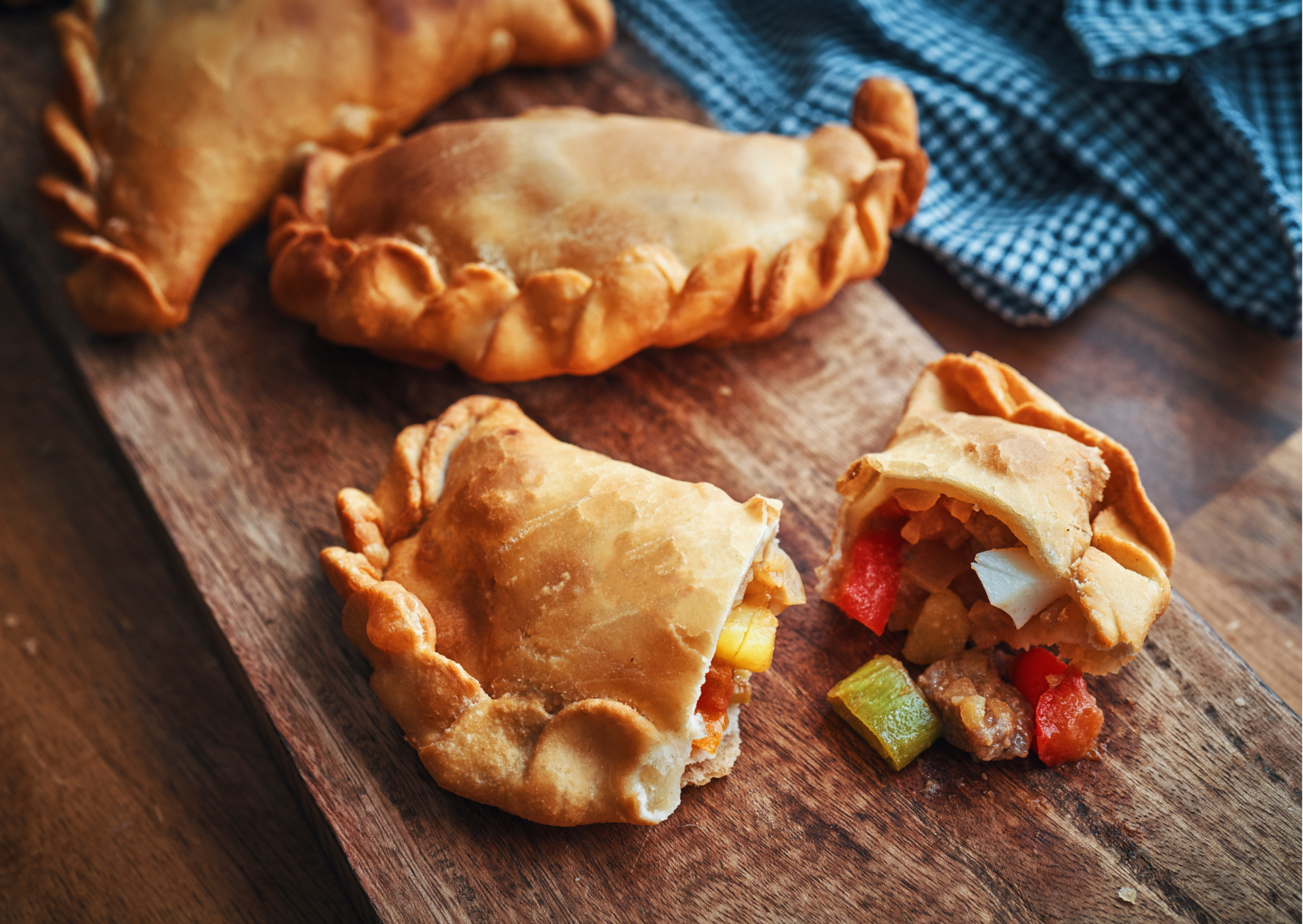 breakfast in Argentina, Argentinian Breakfast, Desayuno Argentina, traditional breakfast in Argentina, Argentinian breakfast foods, Traditional breakfast foods in Argentina 