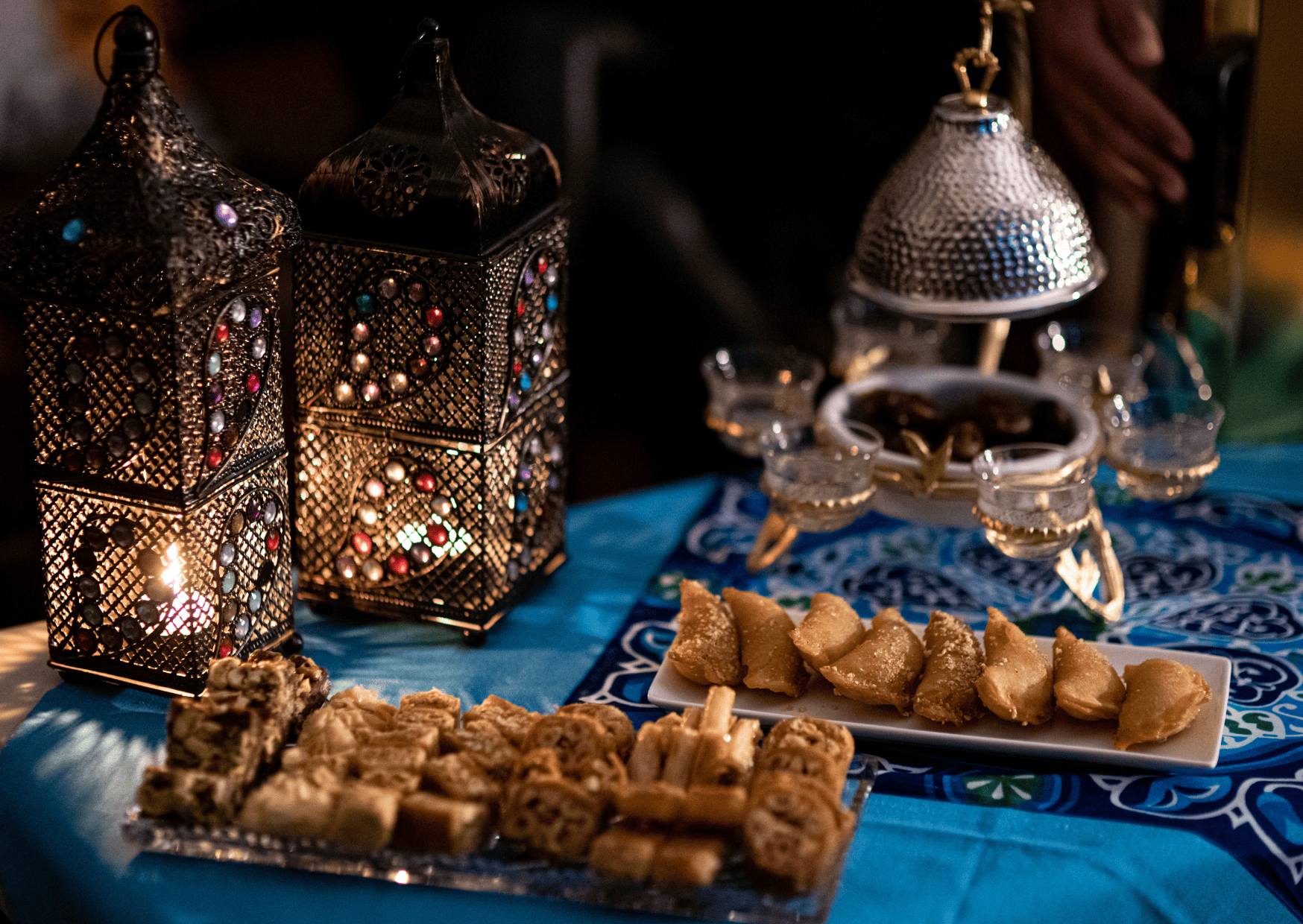 United Arab Emirates Breakfast: Top UAE Breakfast Places Off and On Ramadan Season