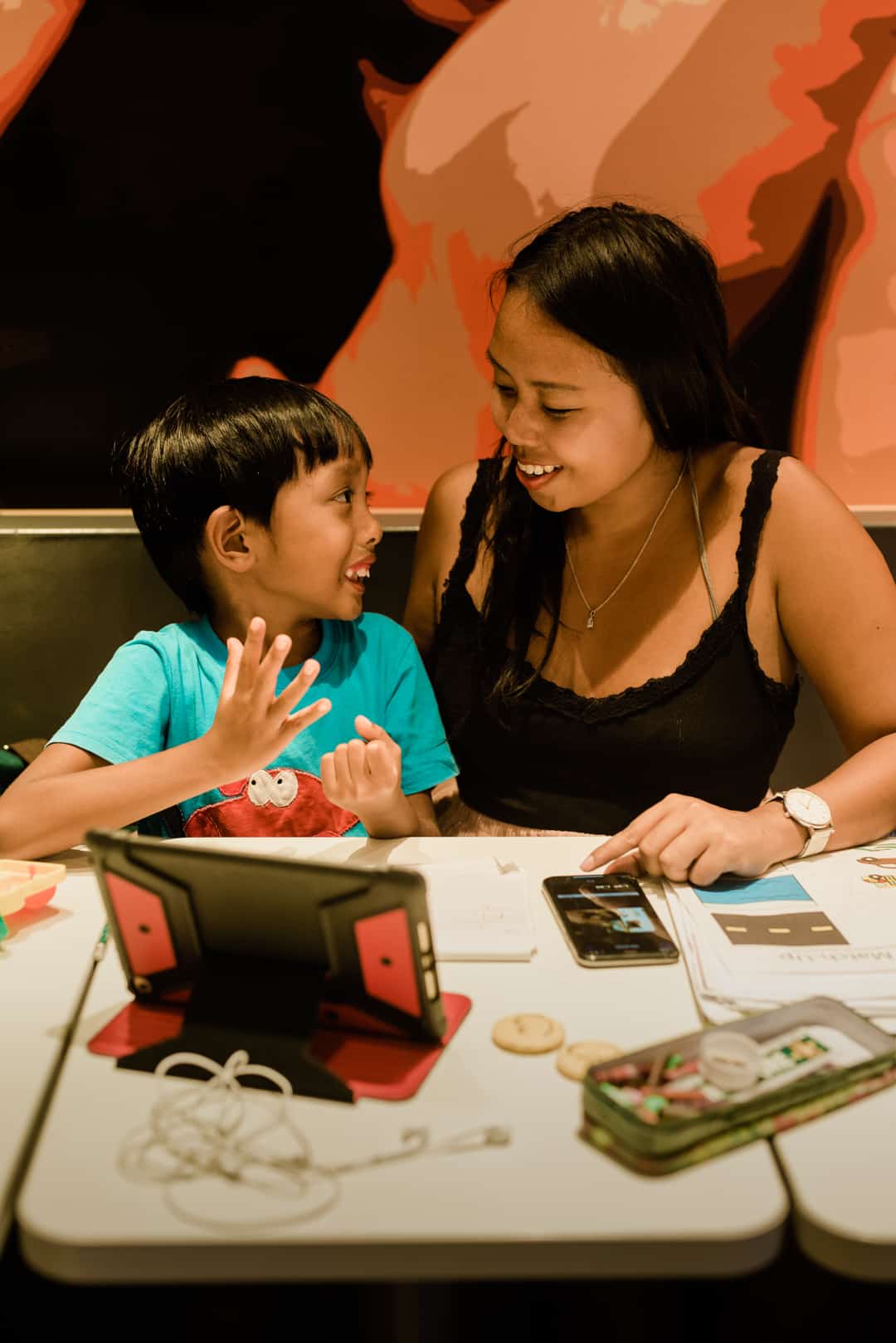 digital nomad pros and cons