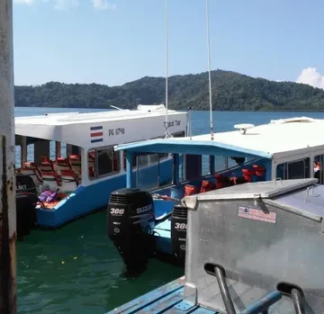 How To Get From Puerto Jimenez to Golfito Best Way, Puerto Jimenez to Golfito, cheapest way from Puerto Jimenez to Golfito, Puerto Jimenez to Golfito by bus, bus from Puerto Jimenez to Golfito, ferry from Puerto Jimenez to Golfito, rent a car in Puerto Jimenez, from Puerto Jimenez to Golfito,