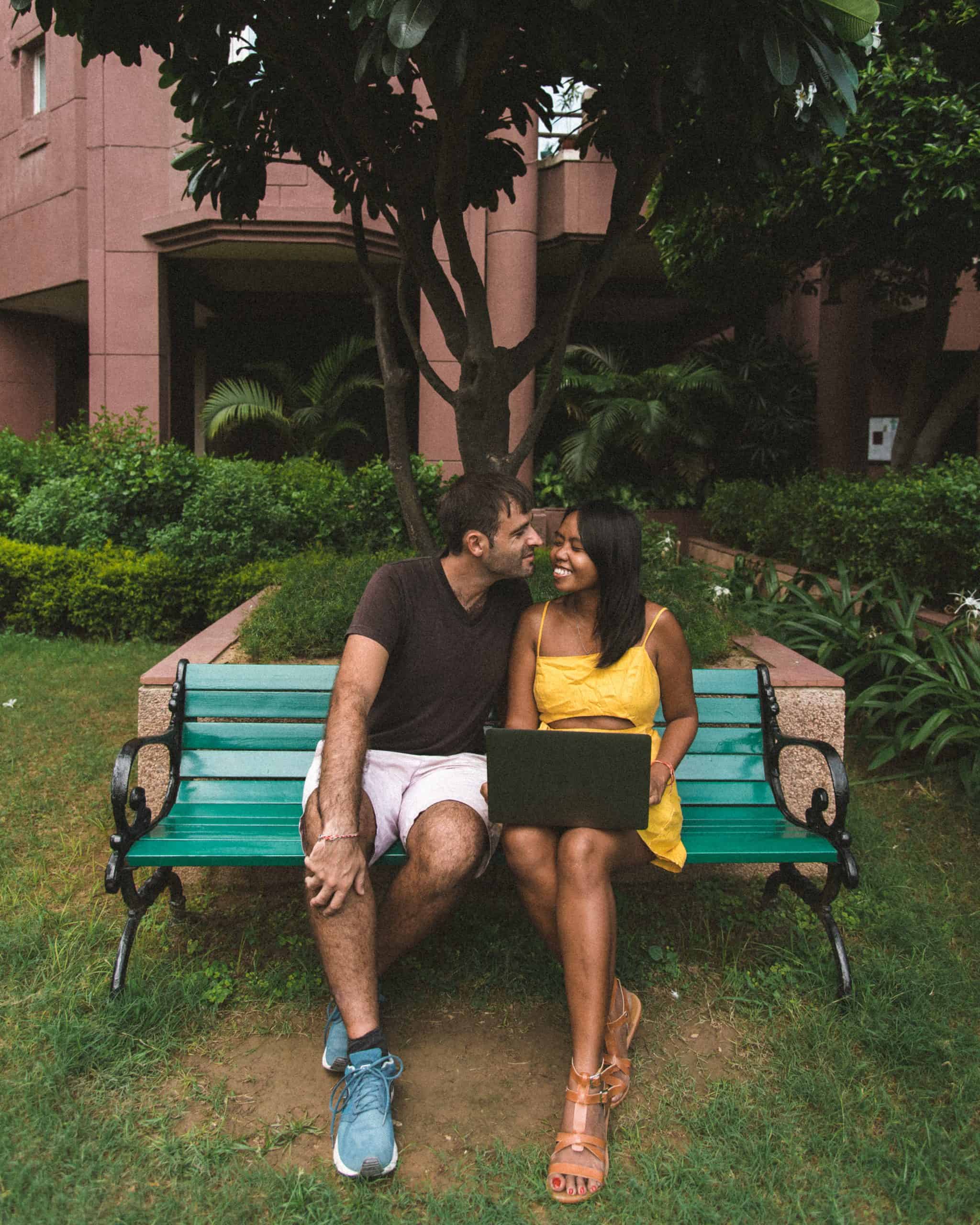 digital nomad pros and cons