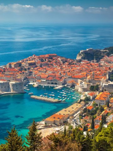 Best Summer Destinations in Europe, How To Get From Rijeka to Dubrovnik Airport Best Way, Rijeka to Dubrovnik Airport, cheapest way from Rijeka to Dubrovnik Airport, bus from Rijeka to Dubrovnik Airport, taxi from Rijeka to Dubrovnik Airport, private transfer from Rijeka to Dubrovnik Airport, by plane from Rijeka to Dubrovnik, ferry from Rijeka to Dubrovnik,