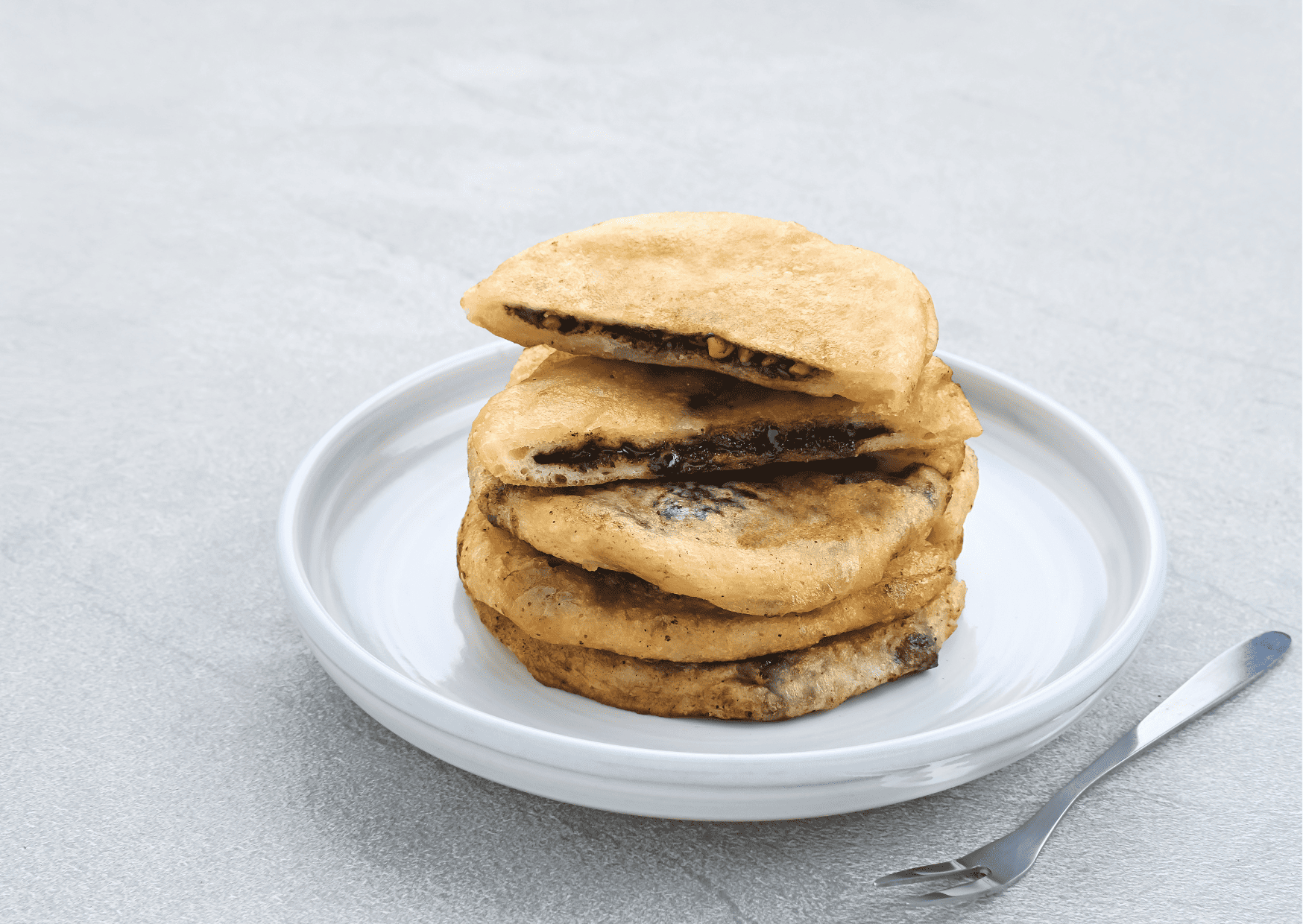 Breakfast in South Korea - Traditional South Korean Breakfasts to Try 8 Korean Hotteok, breakfast in south korea, south korean breakfast, south korean breakfast dishes, south korea breakfast, breakfast in korea, traditional breakfast in south korea