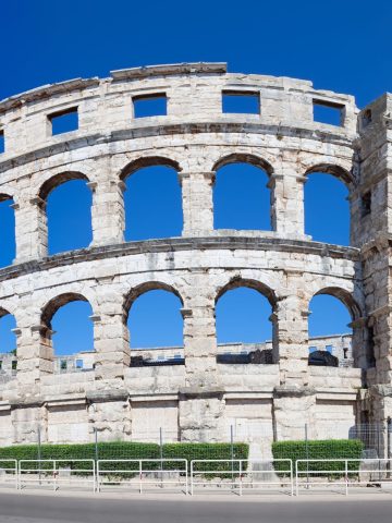 How To Get From Sibenik to Pula Best Way, Pula to Sibenik, cheapest way from Sibenik to Pula, bus from Sibenik to Pula, taxi from Sibenik to Pula, private transfer from Sibenik to Pula, train from Sibenik to Pula,