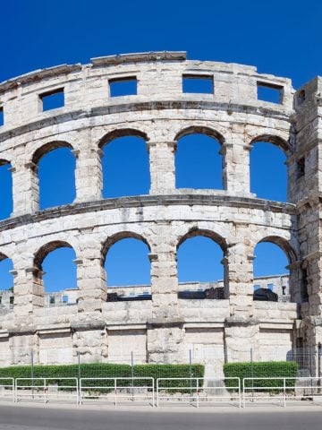 How To Get From Zagreb to Pula Best Way, Zagreb to Pula, cheapest way from Zagreb to Pula, bus from Zagreb to Pula, taxi from Zagreb to Pula, private transfer from Zagreb to Pula, train from Zagreb to Pula, by plane from Zagreb to Pula