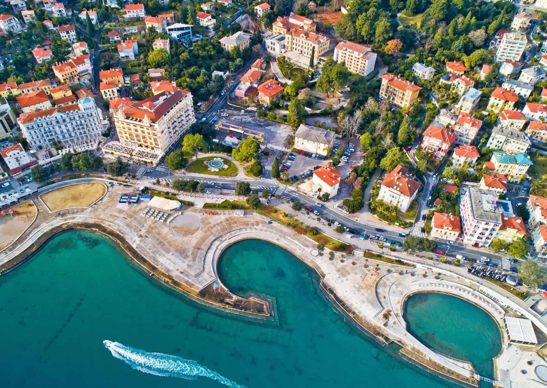 How To Get From Pula to Rijeka Best Way, Pula to Rijeka, cheapest way from Pula to Rijeka, bus from Pula to Rijeka, taxi from Pula to Rijeka, private transfer from Pula to Rijeka, by plane from Pula to Rijeka, ferry from Pula to Rijeka,