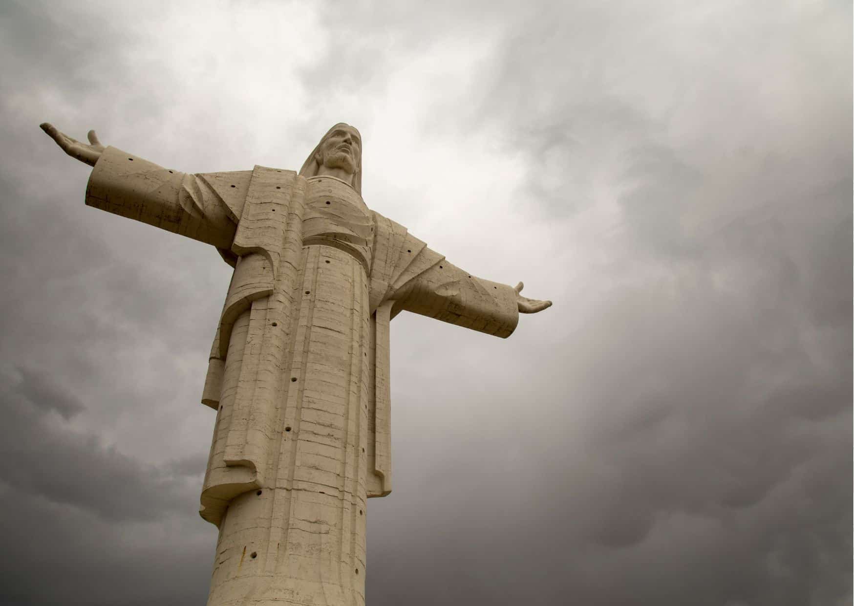 How To Get From Oruro to Cochabamba By Bus (Best Way), cheapest way from Oruro to Cochabamba, Oruro to Cochabamba, bus from Oruro to Cochabamba, bus from Oruro to Cochabamba, by plane from Oruro to Cochabamba, best way from Oruro to Cochabamba