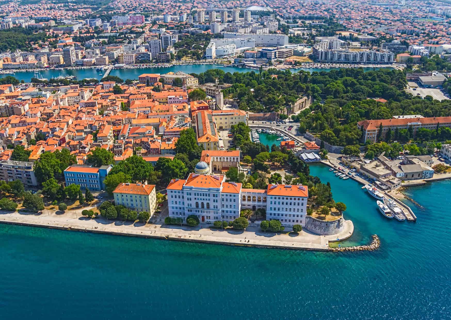 How To Get From Rijeka to Zadar Airport Best Way, Rijeka to Zadar Airport, cheapest way from Rijeka to Zadar Airport, bus from Rijeka to Zadar Airport, taxi from Rijeka to Zadar Airport, private transfer from Rijeka to Zadar Airport, by plane from Rijeka to Zadar, ferry from Rijeka to Zadar,