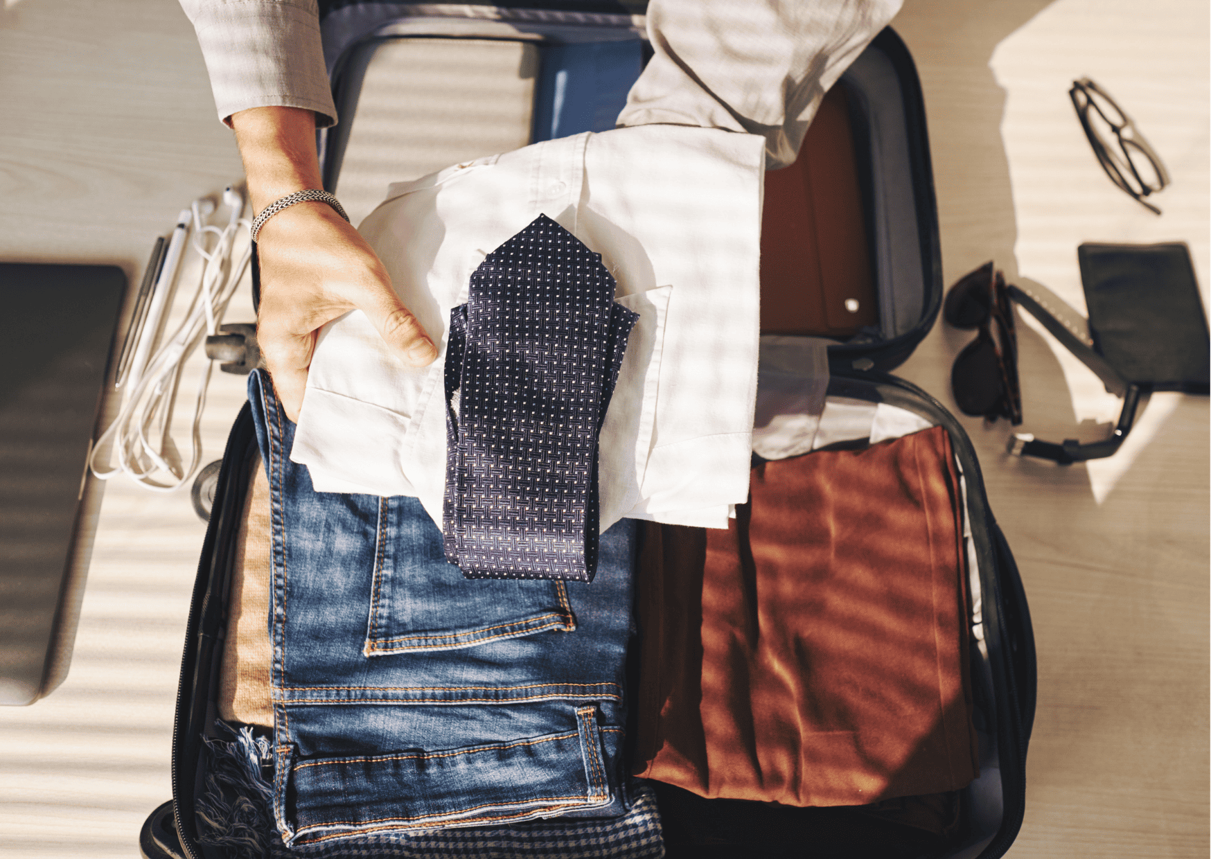 Why Europeans Never Overpack (And How You Can Stop Too) 3 How to Pack Light and Fashionable for Europe