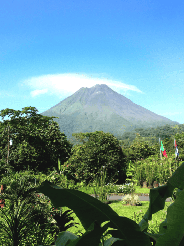 15 Unspoken Rules of Costa Rican Life That Tourists Never Understand