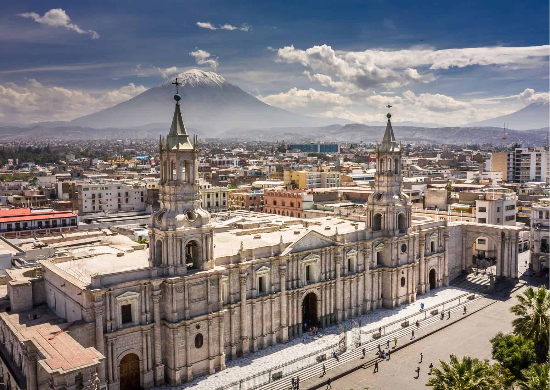 How To Get From Nazca to Arequipa Best Way, cheapest way from Nazca to Arequipa, Nazca to Arequipa, bus from Nazca to Arequipa, by plane from Nazca to Arequipa, best way from Nazca to Arequipa, taxi from Nazca to Arequipa