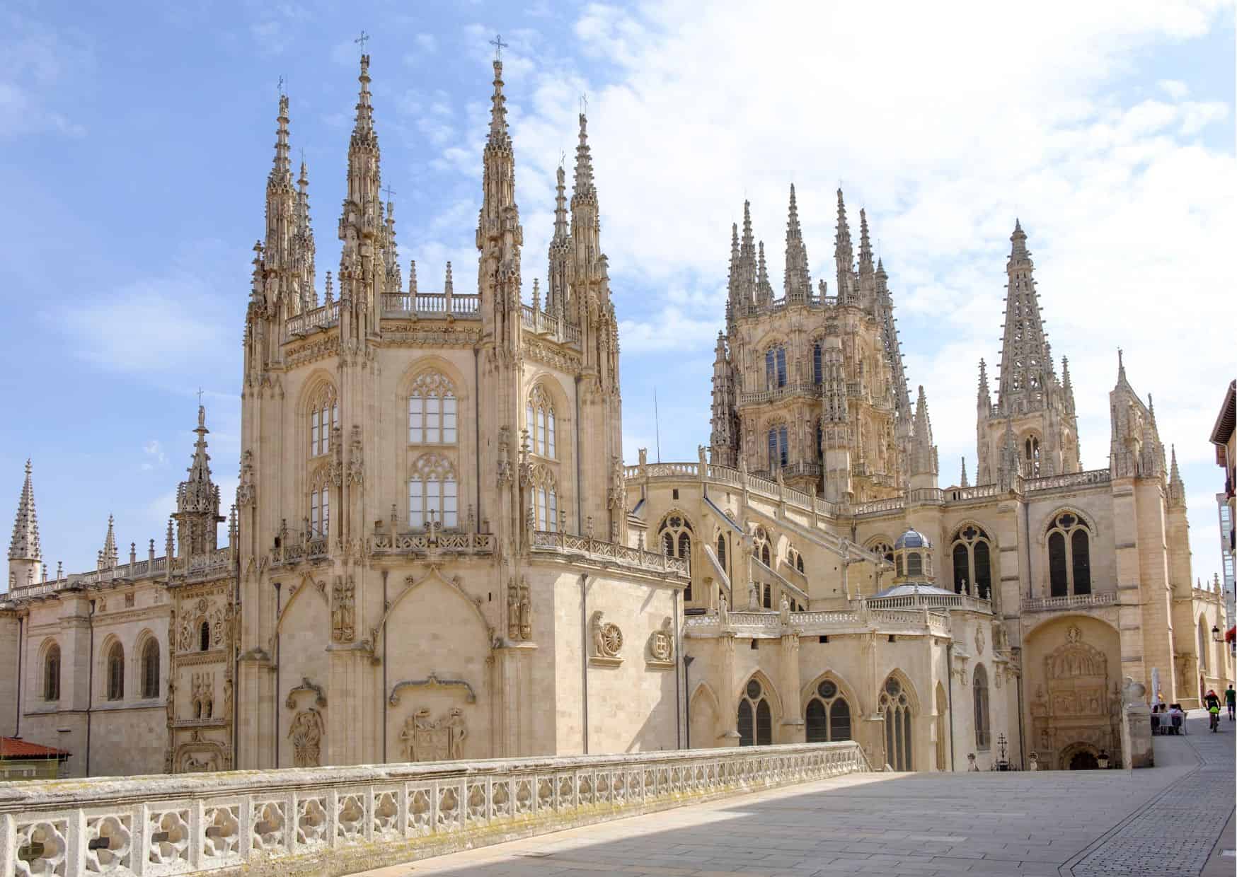 10 Travel Bucket List Destinations North of Spain, How To Get From Madrid Airport To Burgos Best Way, cheapest way from Madrid airport to Burgos, Madrid airport to Burgos, Madrid Bus Airport to Burgos, bus from Madrid airport to Burgos, taxi Madrid airport to Burgos, Uber/Grab Madrid airport to Burgos, metro Madrid airport to Burgos, train fare Madrid airport to Burgos, bus fare Madrid airport to Burgos, train Madrid Airport To Burgos, best way from Madrid Airport To Burgos