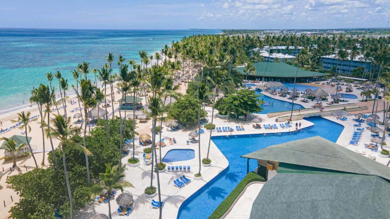 10+ Best Punta Cana Resorts for Solo Travelers: Best Punta Cana Resorts for Singles