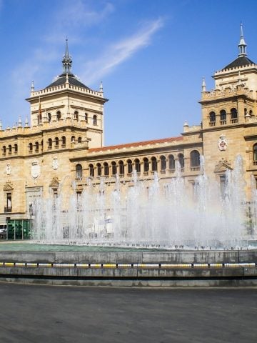 How To Get From Madrid Airport To Valladolid Best Way, cheapest way from Madrid airport to Valladolid, Madrid airport to Valladolid, Madrid Bus Airport to Valladolid, bus from Madrid airport to Valladolid, taxi Madrid airport to Valladolid, Uber/Grab Madrid airport to Valladolid, metro Madrid airport to Valladolid, train fare Madrid airport to Valladolid, bus fare Madrid airport to Valladolid, train Madrid Airport To Valladolid, best way from Madrid Airport To Valladolid