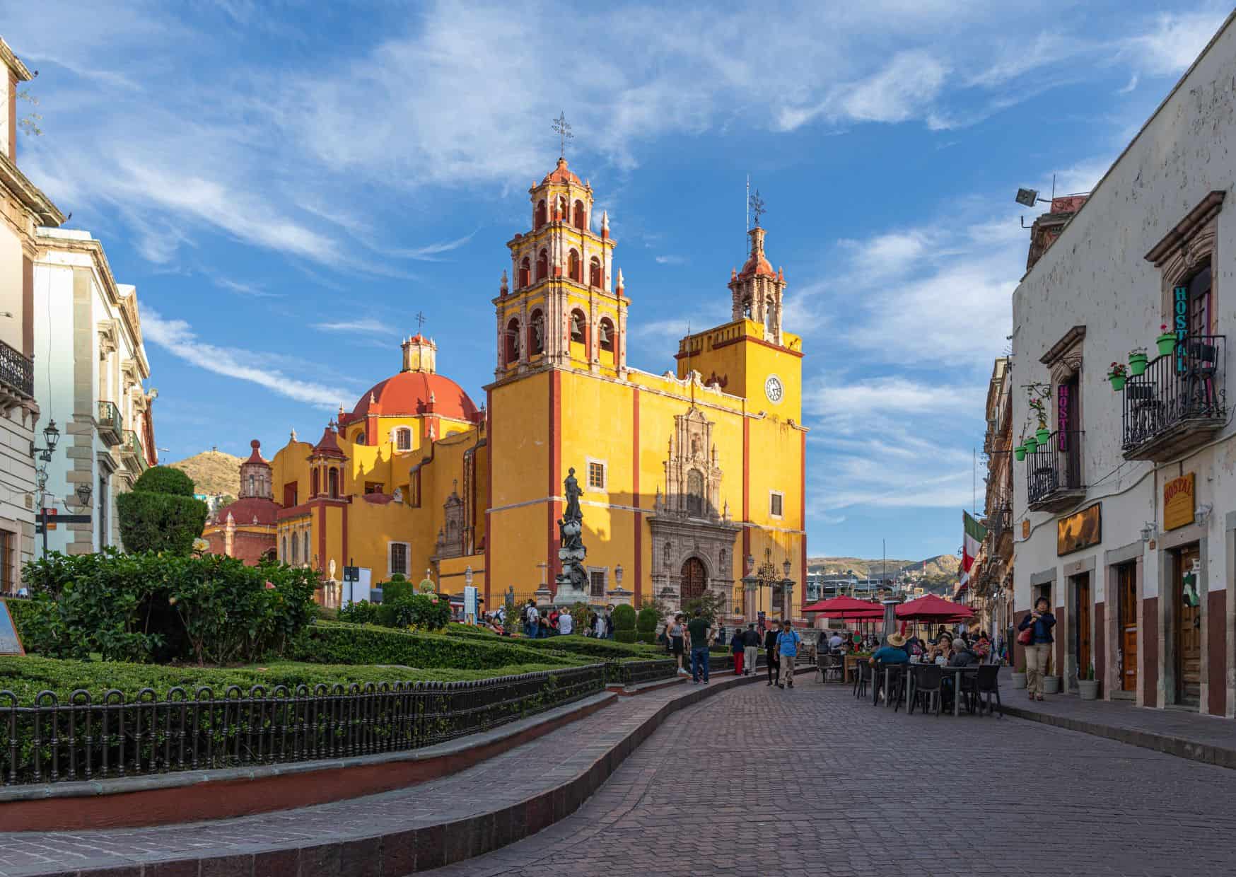 How To Get From San Miguel de Allende to Guanajuato Best Way, cheapest way from San Miguel de Allende to Guanajuato, Bus from San Miguel de Allende to Guanajuato, San Miguel de Allende to Guanajuato, shared van from San Miguel de Allende to Guanajuato, uber from San Miguel de Allende to Guanajuato, taxi from San Miguel de Allende to Guanajuato, colectivo from San Miguel de Allende to Guanajuato
