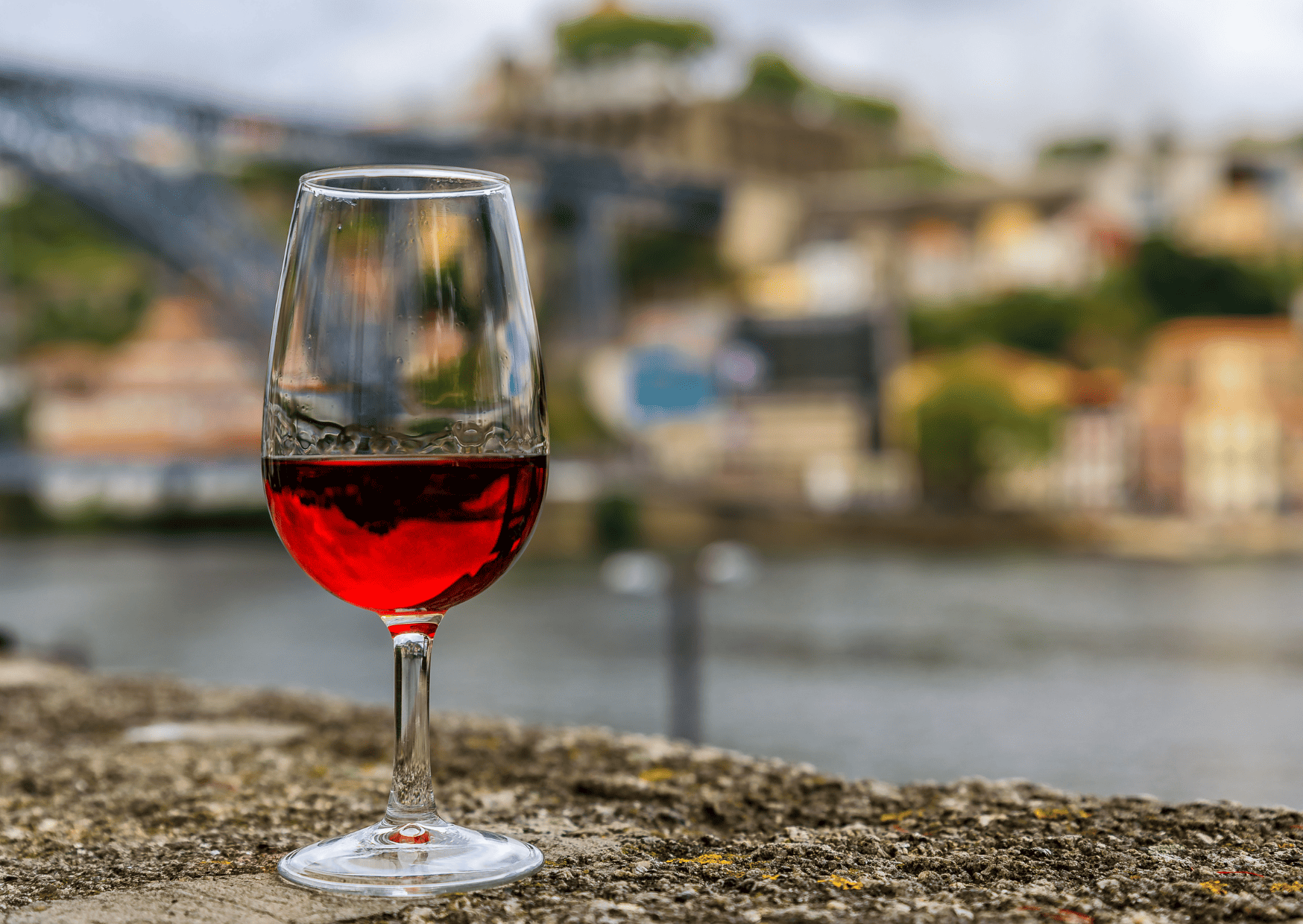 6 Tourist Traps to Avoid in Porto Portugal And How to Avoid Them
