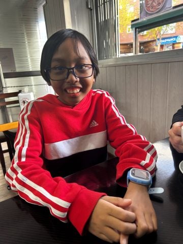 We Tried The Best GPS Tracker Watch for Kids - Watchilds