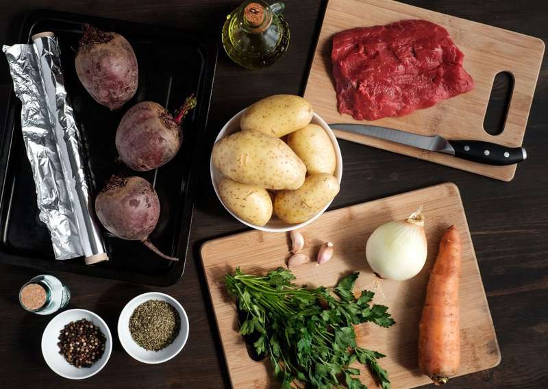 How to Make Borscht – An Authentic Borscht (Recipe Guide)