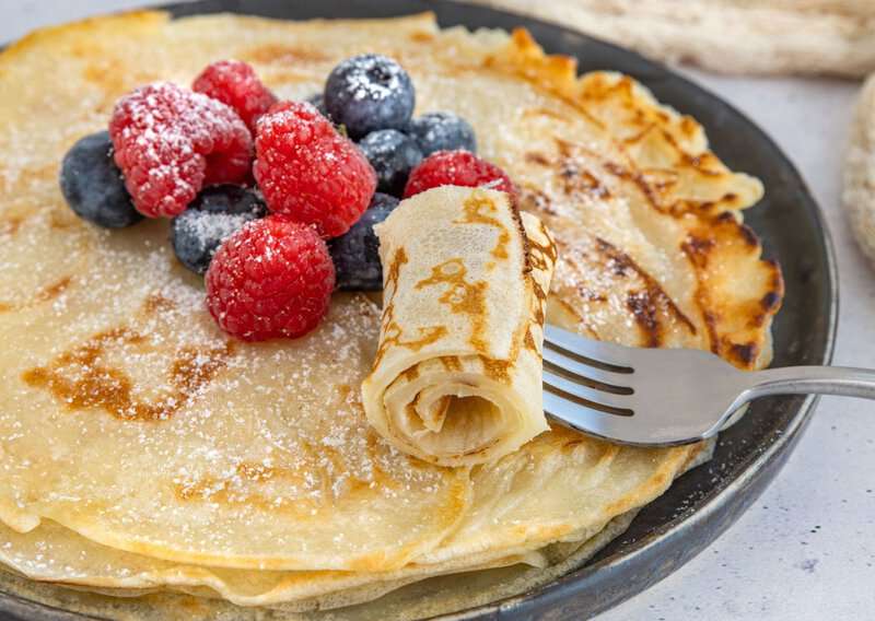 15 Common Mistakes to Avoid in France and How to Avoid Them, How to Make Crepes – Authentic Crepes (Recipe Guide)