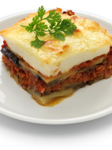 How to Make Moussaka – An Authentic Moussaka (Recipe Guide)