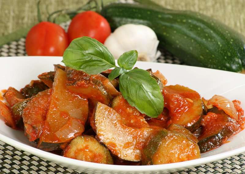 How to Make Ratatouille – Authentic Ratatouille (Recipe Guide)