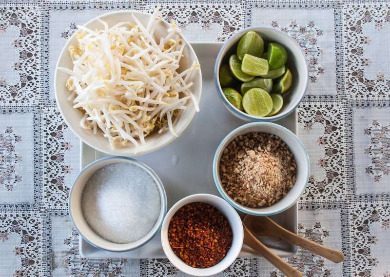 How to Make Pad Thai – An Authentic Pad Thai (Recipe Guide)