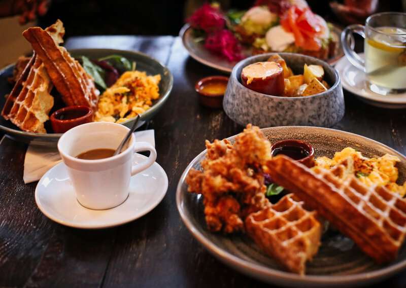 7 Tourist Traps to Avoid in Amsterdam (Travel Guide)