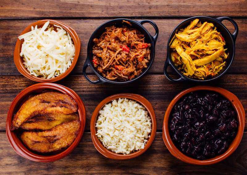 How to Make Arepas – Authentic Arepas (Recipe Guide)