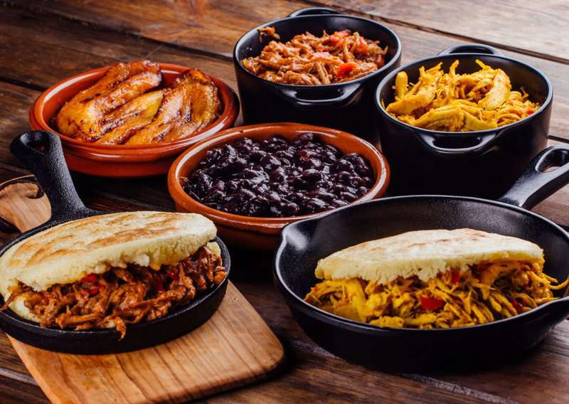 How to Make Arepas – Authentic Arepas (Recipe Guide)