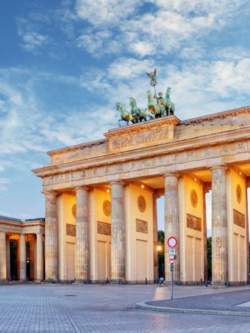 Tourist Traps to Avoid in Berlin How to Avoid Them (Travel Guide)