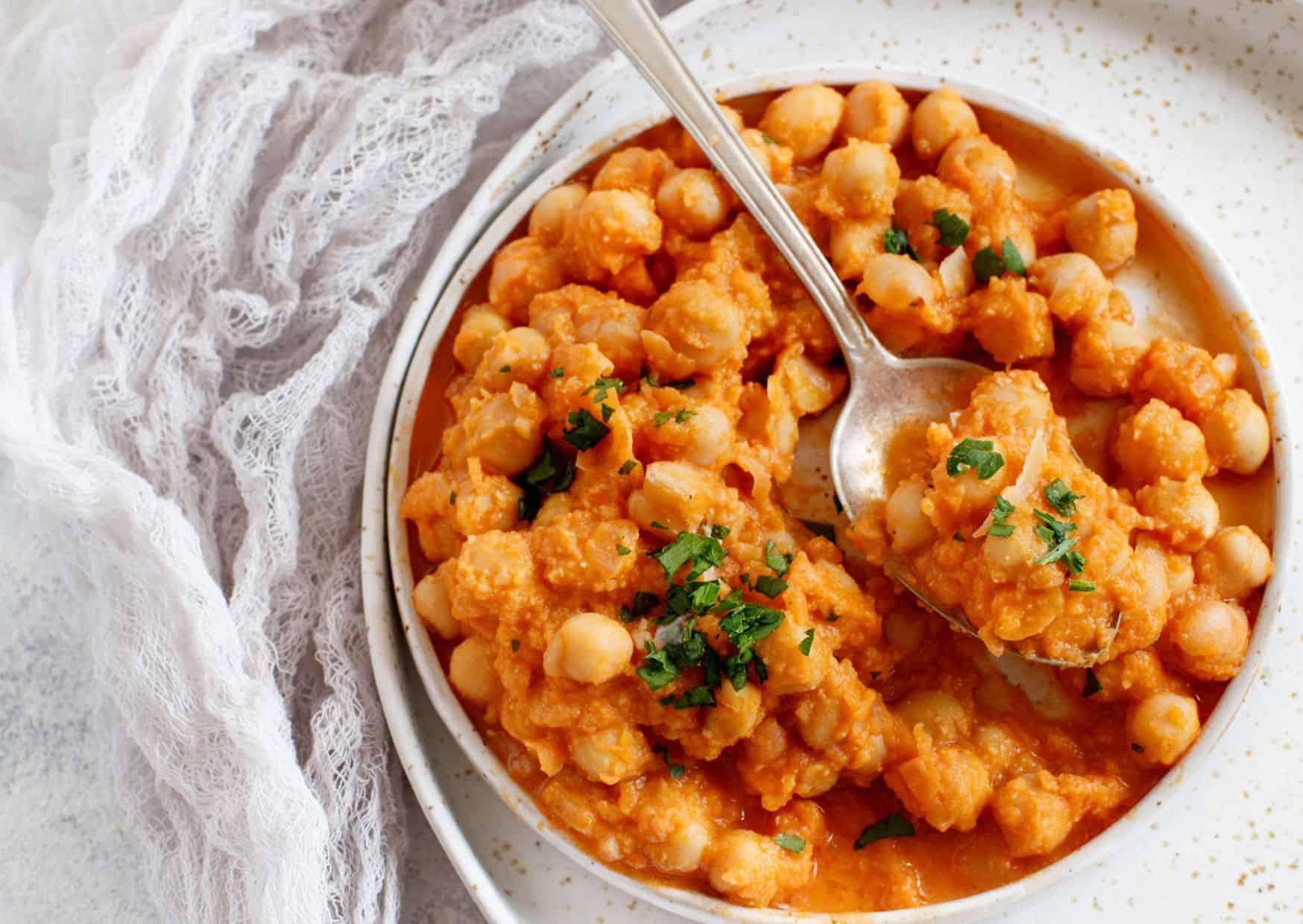 Chickpea And Spinach Curry, 3 Cheap Meals that Takes So Delicious (Recipe Guide)