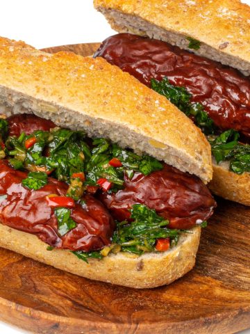 How To Make Chimichurri Sauce (Recipe Guide) Tips And Calories, How To Make Choripan (Recipe Guide) Tips And Calories