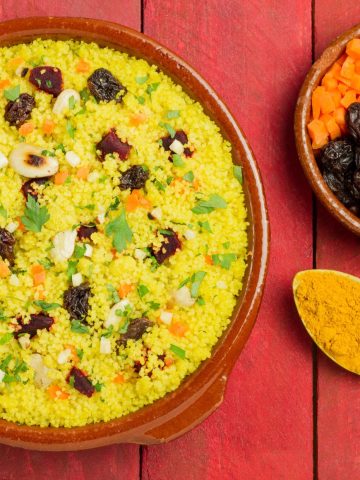 3 Most Popular Dinners In Morocco, How To Make Couscous (Recipe Guide) Tips And Calories