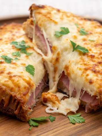 What Is the Difference Between Croque Madame Vs Croque Monsieur (Recipe Guide), How to Make Croque Monsieur - Authentic Croque Monsieur (Recipe Guide)