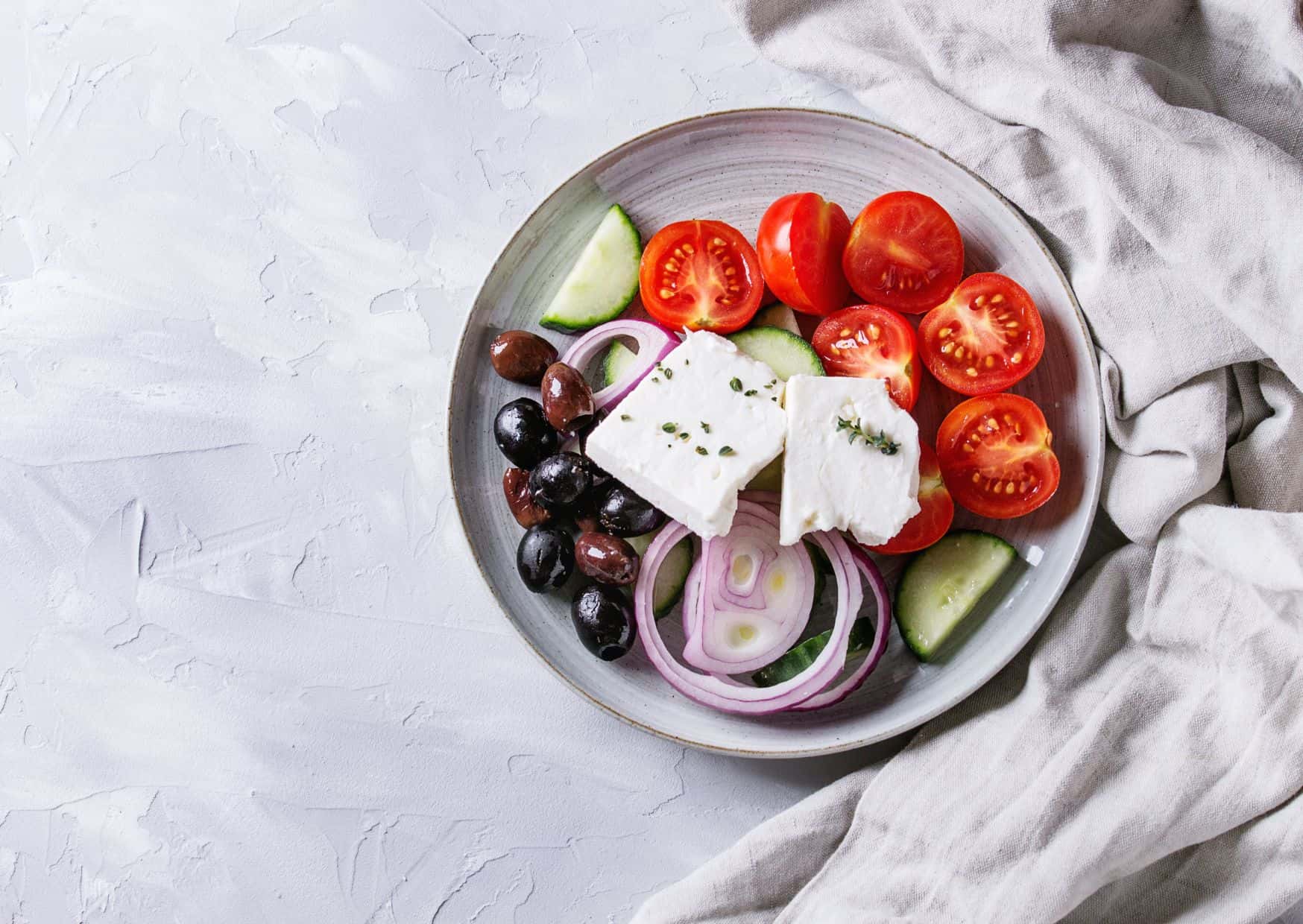 How To Make Greek Salad (Recipe Guide) Tips And Calories