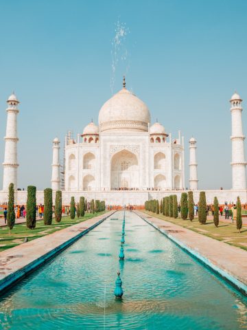 10 Reasons Why Travel Enriches Your Life: Explore, Learn, Grow, 7 Tourist Traps to Avoid in India (Travel Guide) And How To Avoid Them